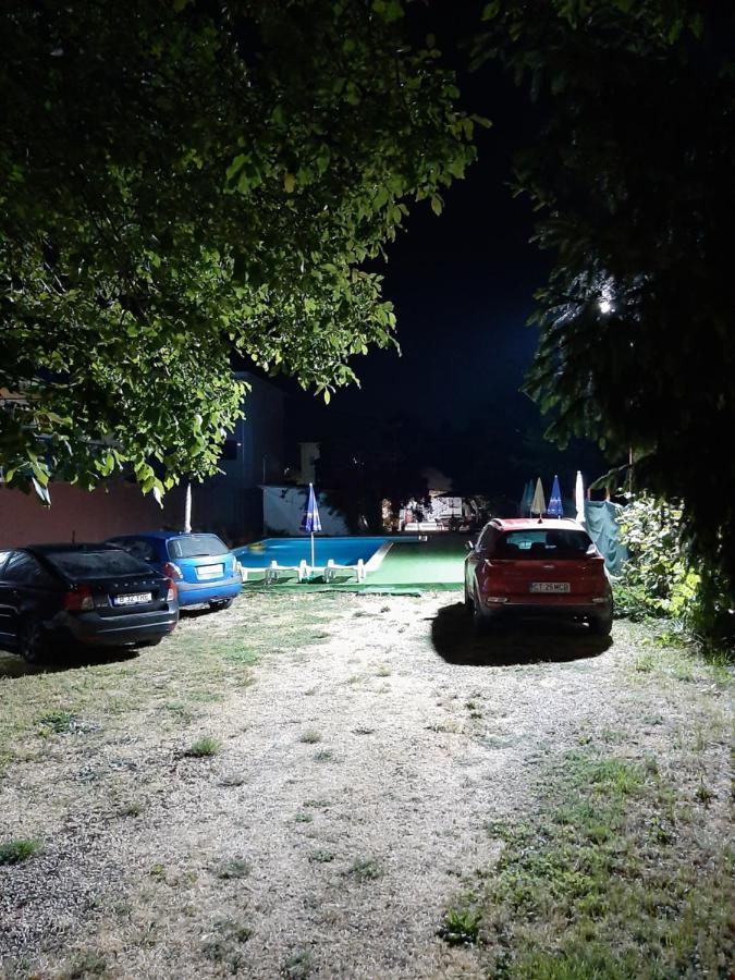 Vila Andra Костінешть Екстер'єр фото